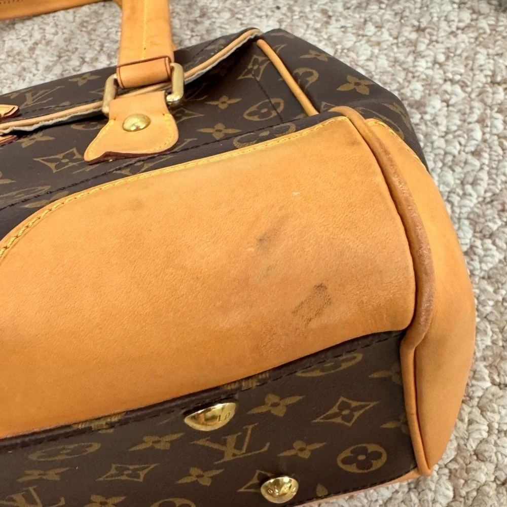 Louis Vuitton Beverly Monogram Shoulder Bag Classic & Timeless.